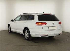 Volkswagen Passat - 2015