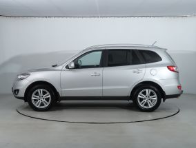 Hyundai Santa Fe - 2011