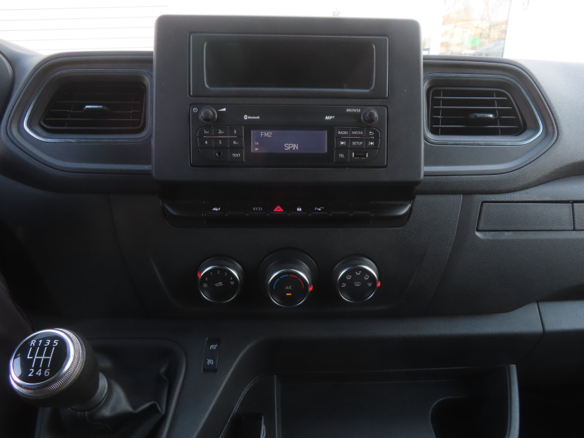 Renault Master, 2021