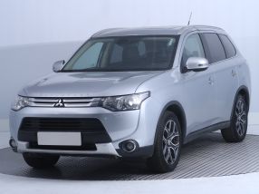 Mitsubishi Outlander - 2014