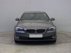 BMW 5 - 2011