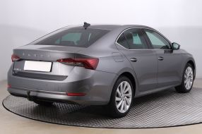 Škoda Octavia - 2023