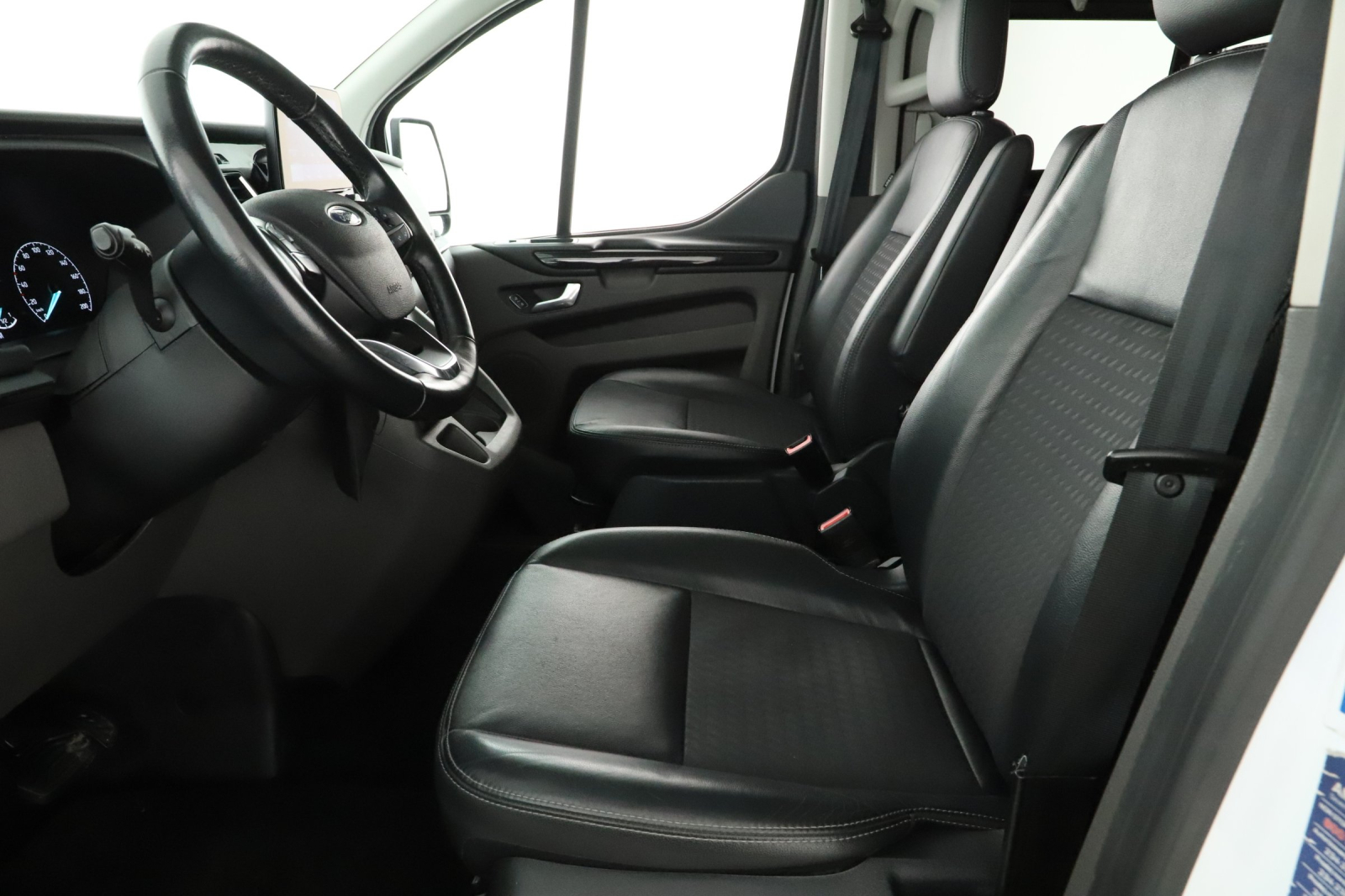 Ford Tourneo Custom - 2021