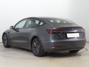 Tesla Model 3 - 2023
