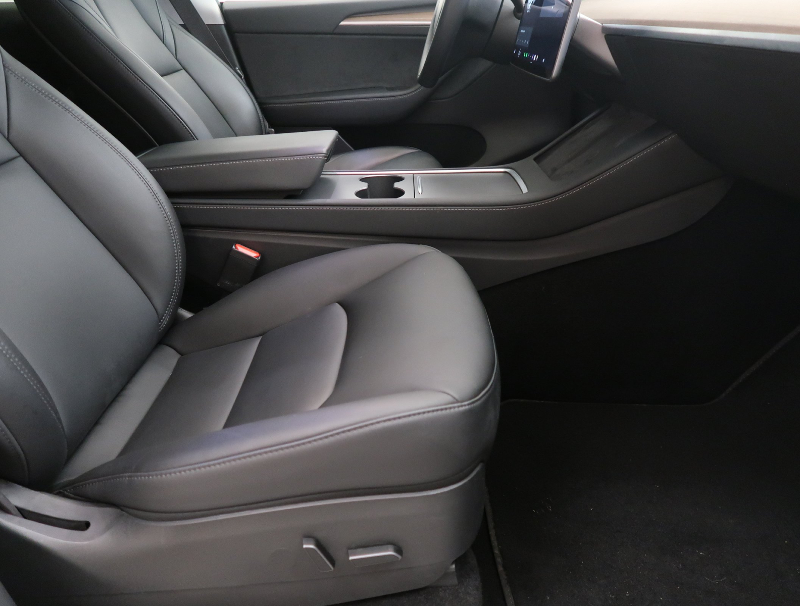 Tesla Model Y - 2021