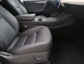 Tesla Model Y - 2021