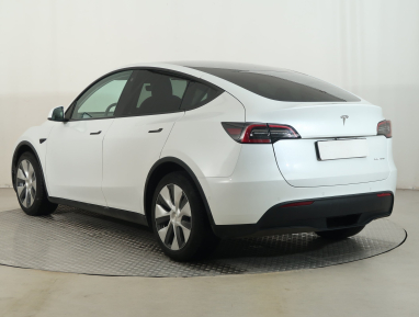 Tesla Model Y - 2021