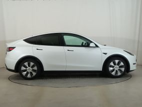 Tesla Model Y - 2021