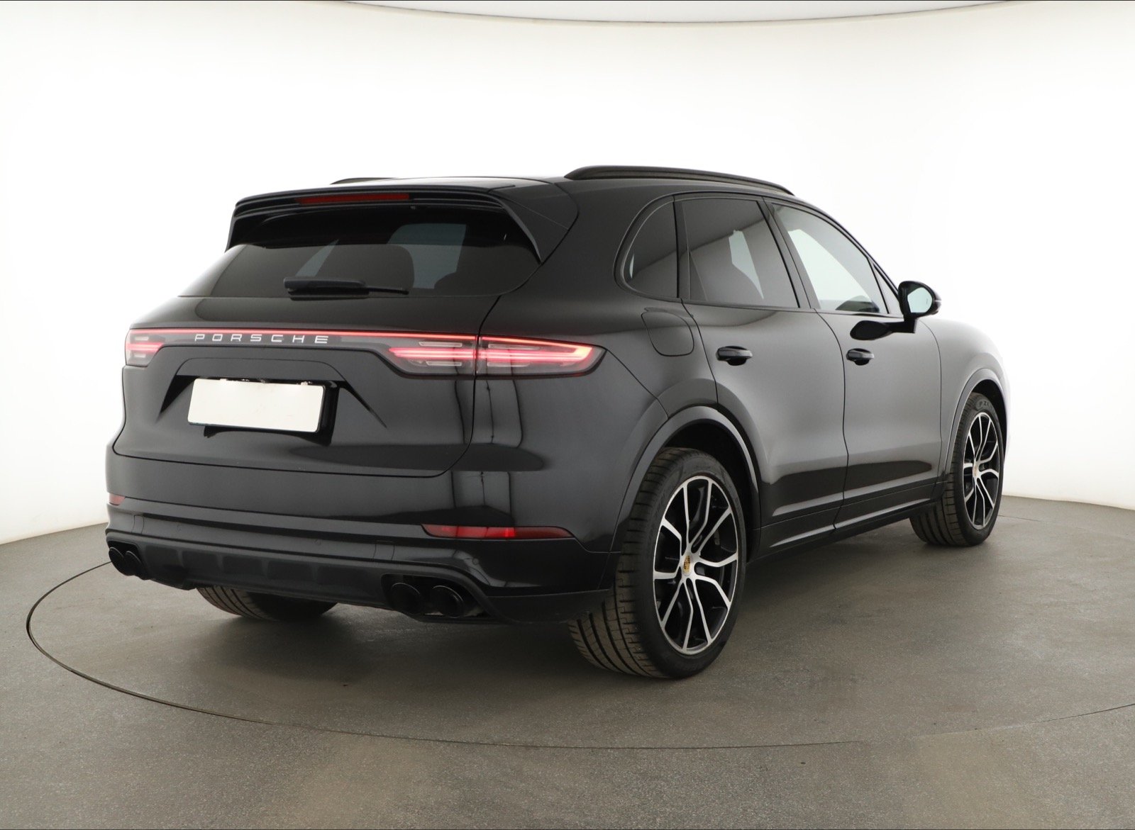 Porsche Cayenne - 2018