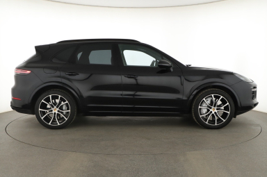 Porsche Cayenne - 2018