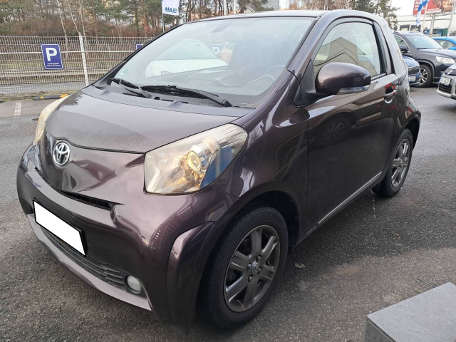 Toyota iQ 2009