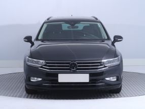 Volkswagen Passat - 2021
