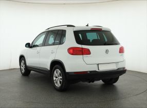Volkswagen Tiguan - 2014