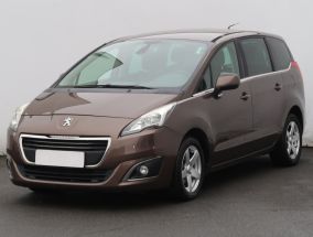 Peugeot 5008 - 2015