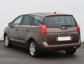 Peugeot 5008 - 2015