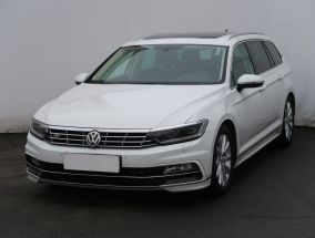 Volkswagen Passat - 2015