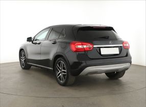Mercedes-Benz GLA - 2013