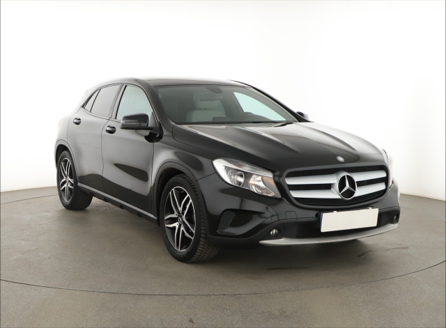 Mercedes-Benz GLA 2013