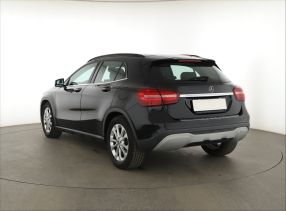 Mercedes-Benz GLA - 2018