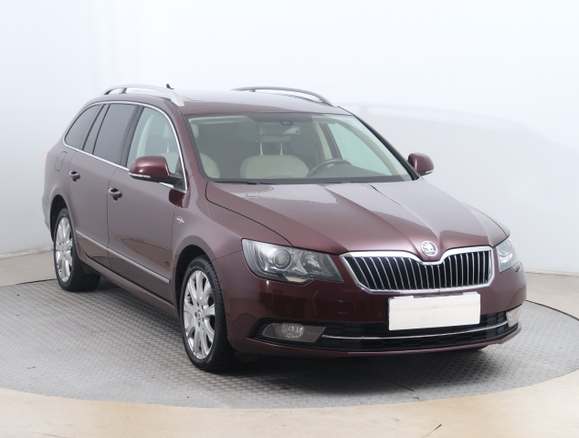 Škoda Superb 2015