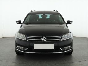 Volkswagen Passat - 2011