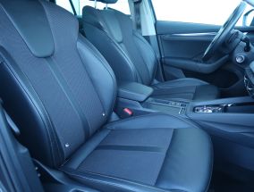 Škoda Octavia - 2023