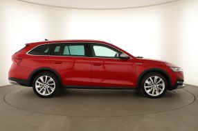 Škoda Octavia Scout - 2021