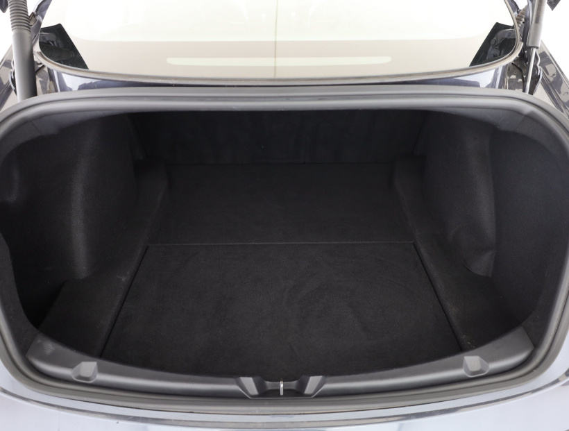 Tesla Model 3, 2020