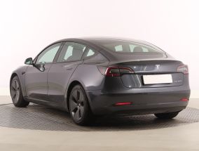 Tesla Model 3 - 2020