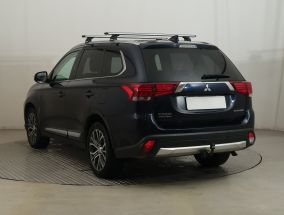 Mitsubishi Outlander - 2017
