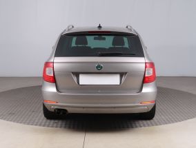 Skoda Superb - 2011