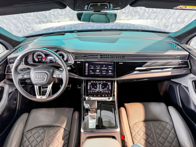 Audi SQ7 2024