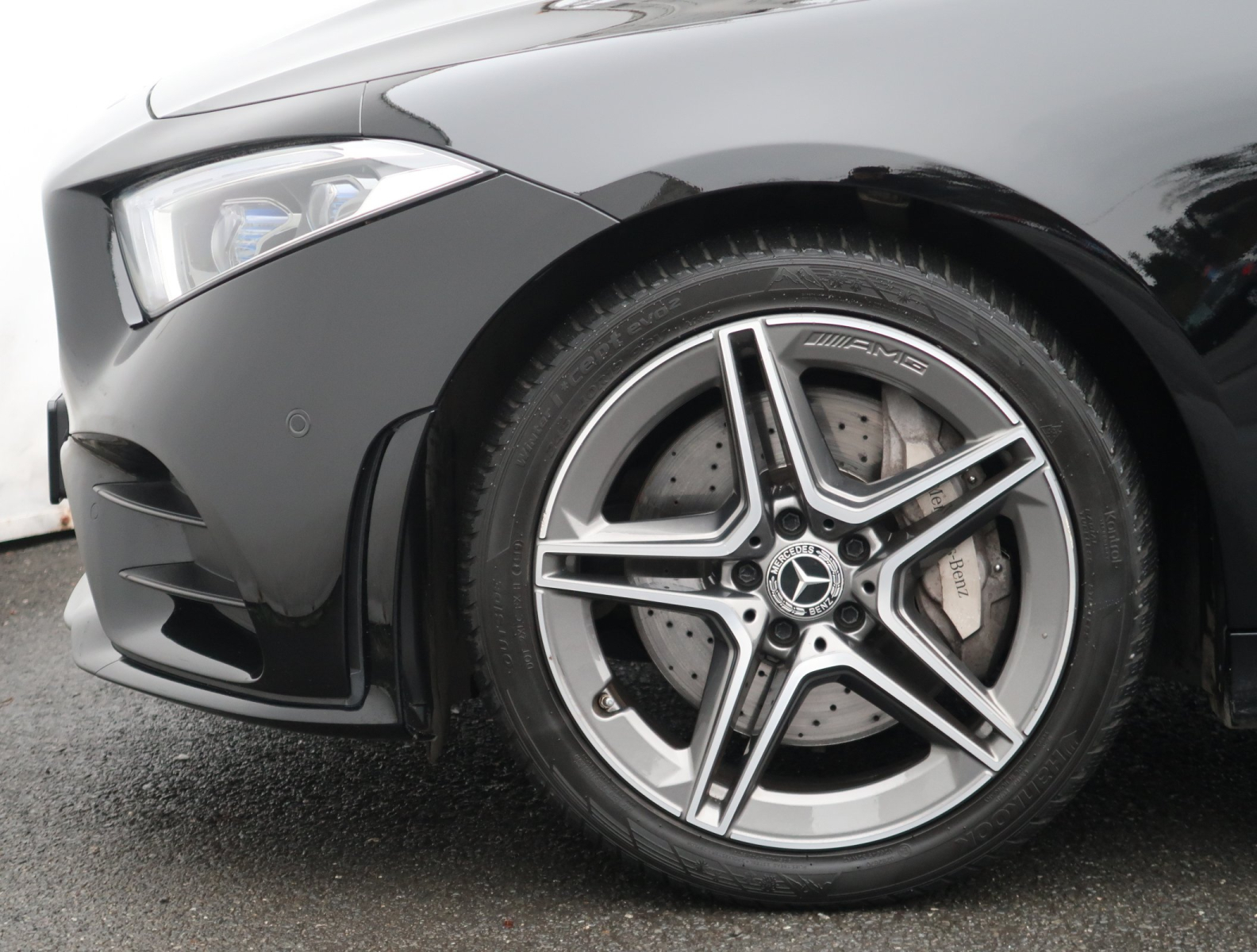 Mercedes-Benz CLS - 2020