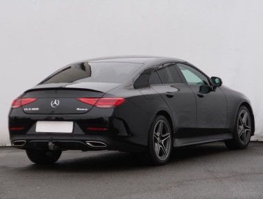 Mercedes-Benz CLS - 2020