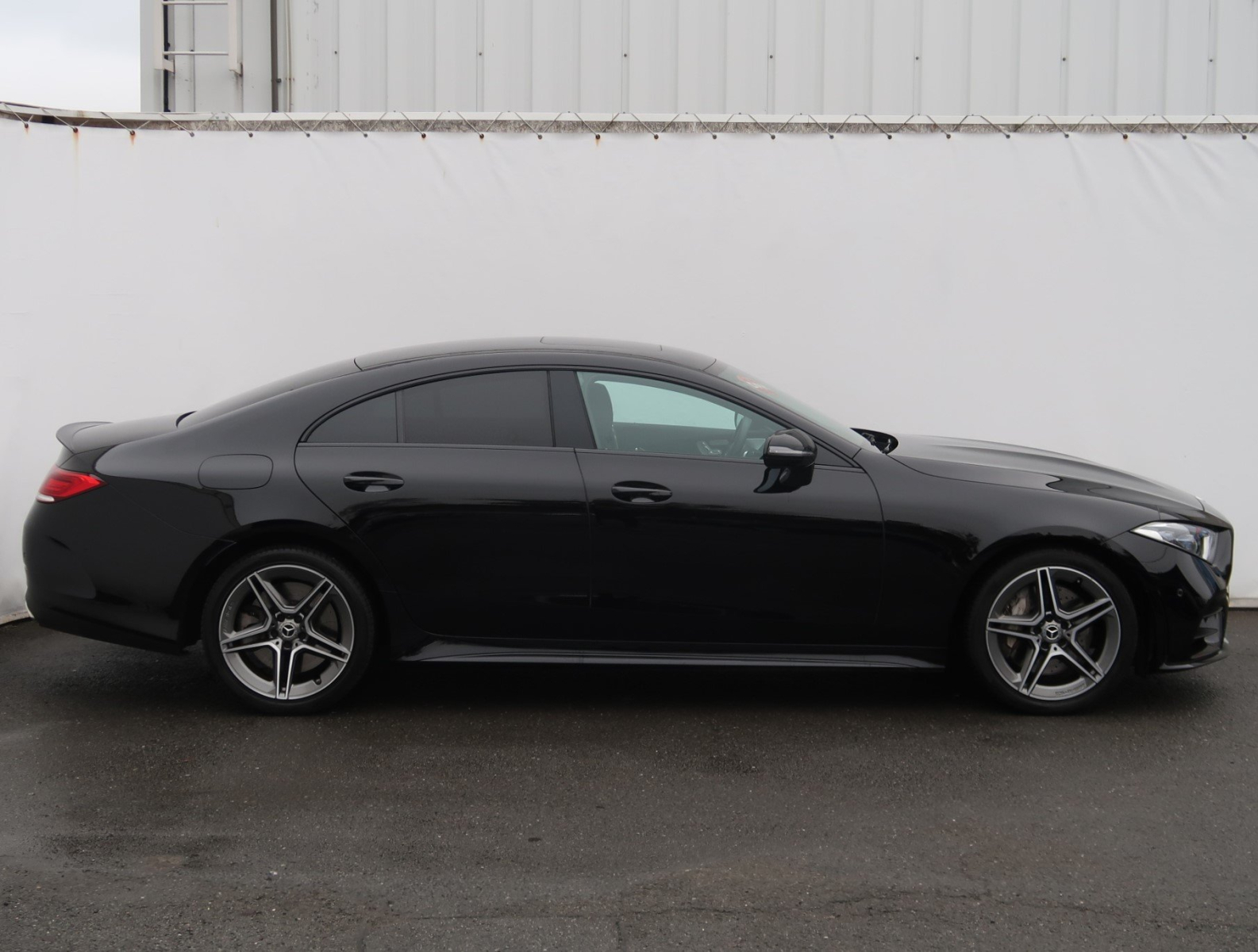 Mercedes-Benz CLS - 2020