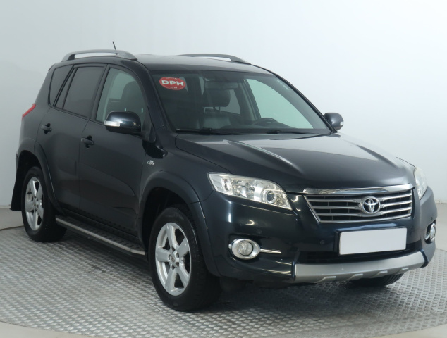 Toyota RAV4 2011