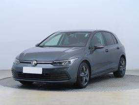 Volkswagen Golf - 2021