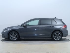 Volkswagen Golf - 2021