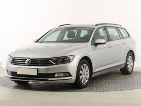 Volkswagen Passat - 2015