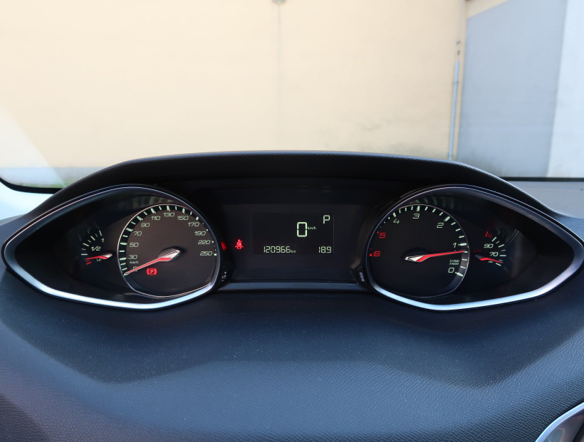 Peugeot 308, 2017