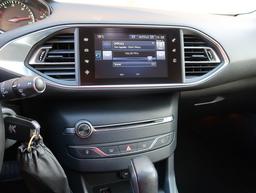 Peugeot 308, 2017