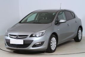 Opel Astra - 2015