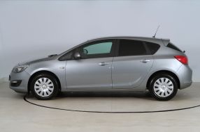 Opel Astra - 2015