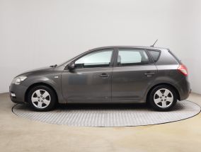 Kia Ceed - 2010