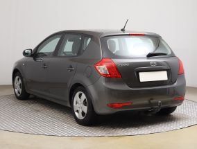 Kia Ceed - 2010