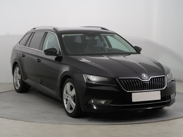 Škoda Superb 2017