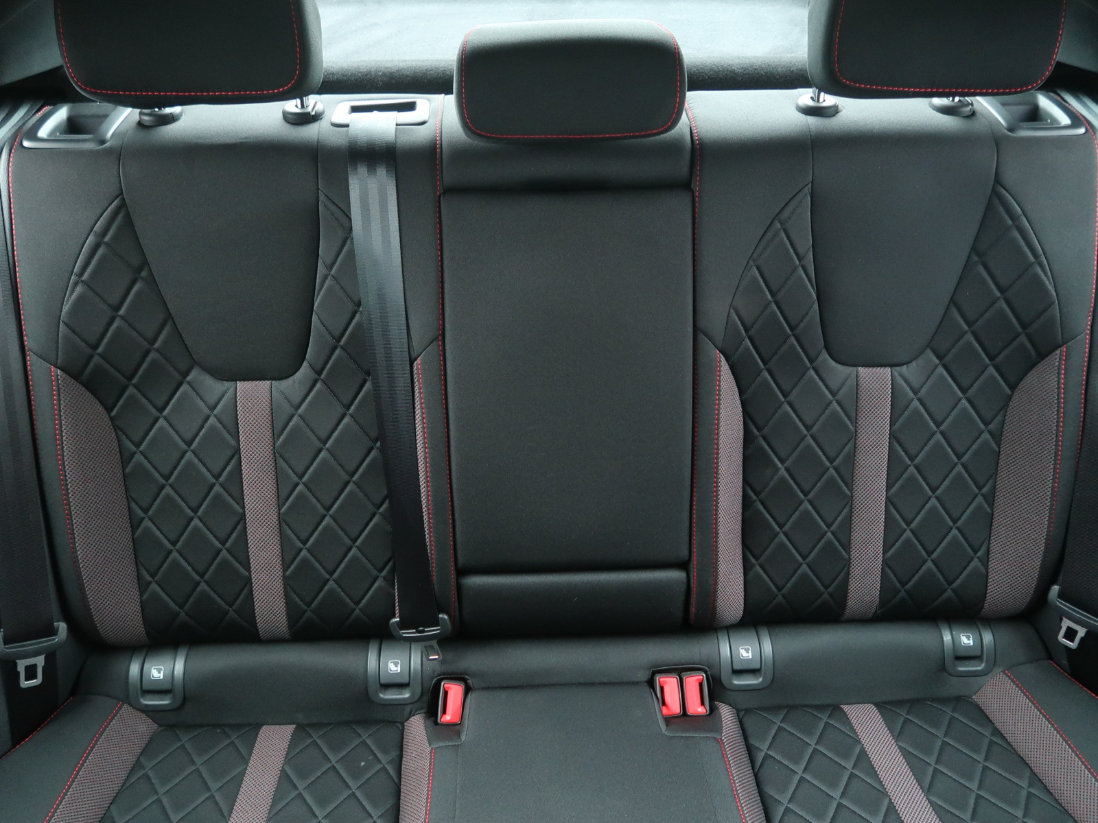 Škoda Octavia - 2024