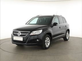Volkswagen Tiguan - 2010