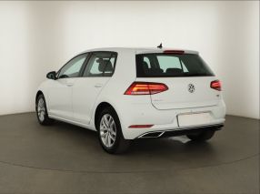 Volkswagen Golf - 2017