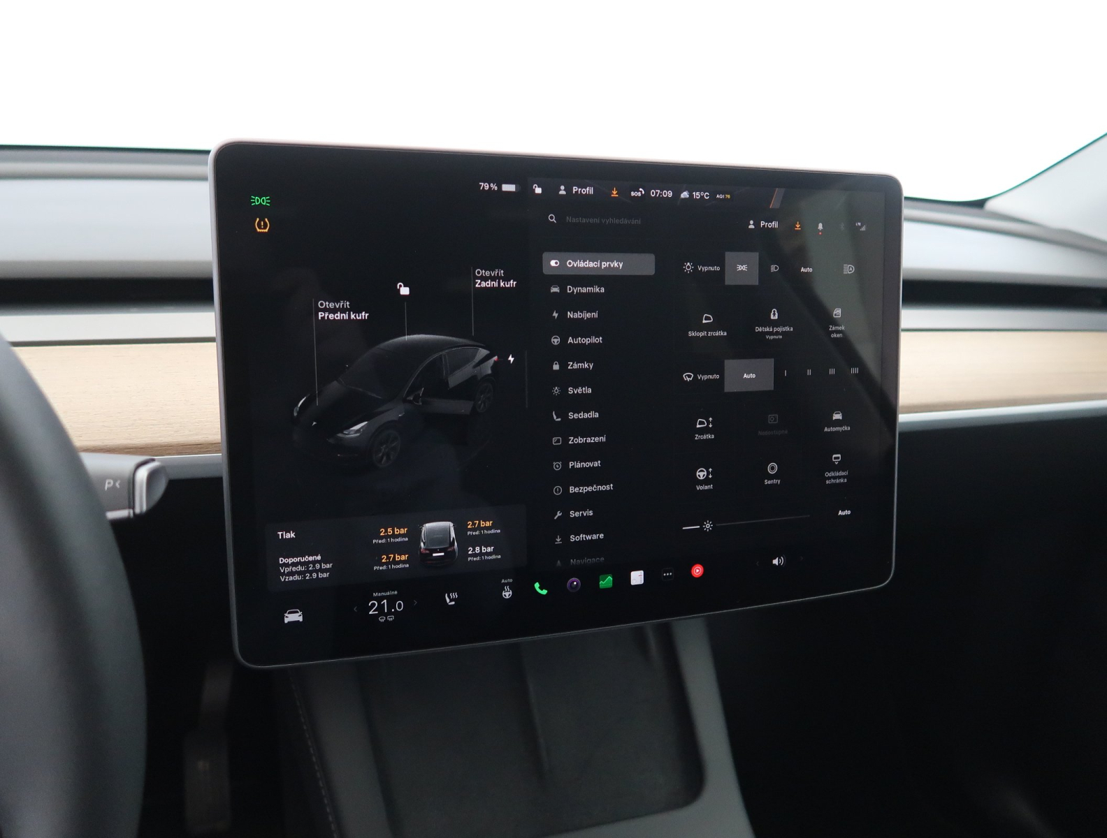 Tesla Model Y - 2023